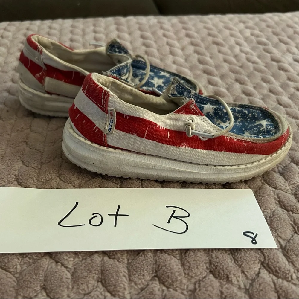 Hey Dude American Flag Red White & Blue SHOES Stars & Stripes kids size 8 (lotB)